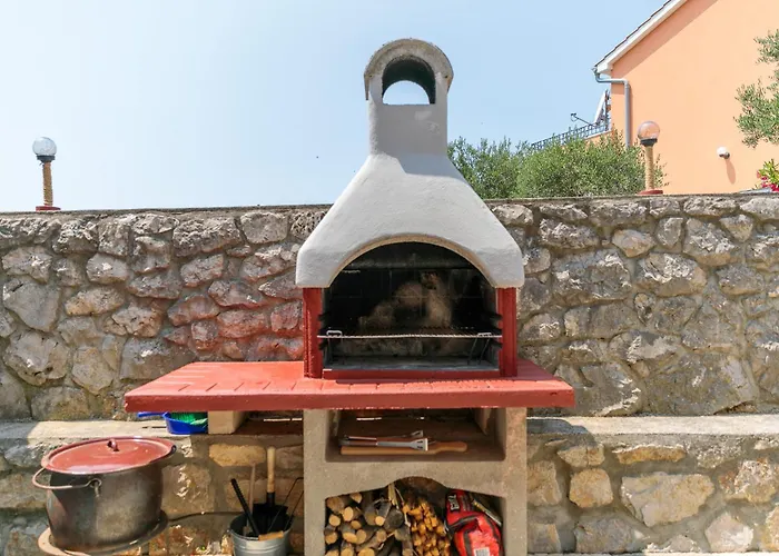 فيلة Galovic Brzac